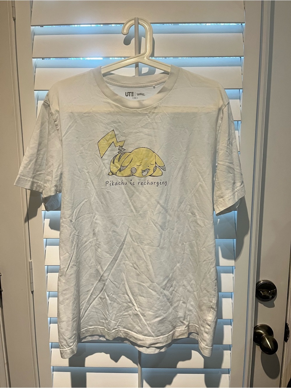 Uniqlo White Short-Sleeve Pikachu Graphic Tee - unisex